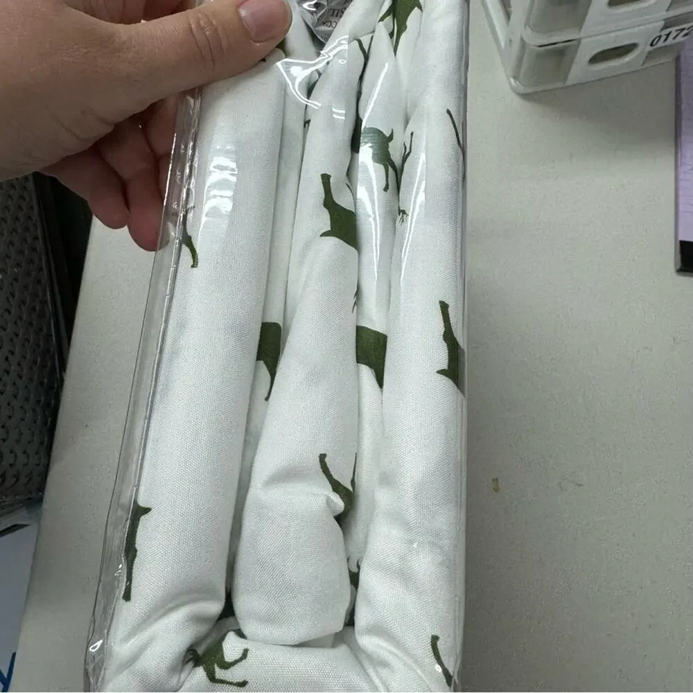 Queen Size Microfiber Duvet Cover White & Green Deer Print Christmas Holiday NEW
